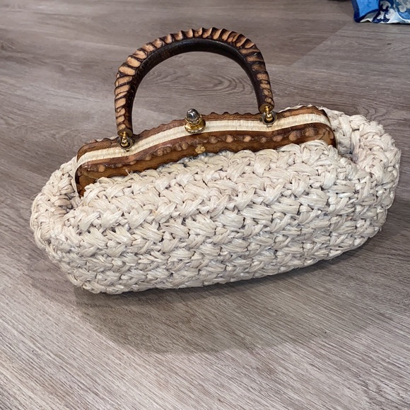 Vintage Straw Wooden Handle Clutch Bag - Picture 2 of 9